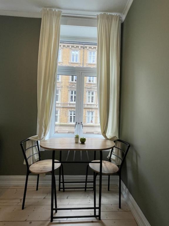 Lovely Central Apartment With Two Large Bedrooms Nearby Oslo Opera, Vis A Vis Botanical Garden Buitenkant foto